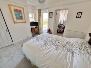 Bedroom- click for photo gallery